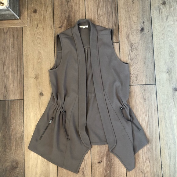 Maurices vest - Picture 1 of 6